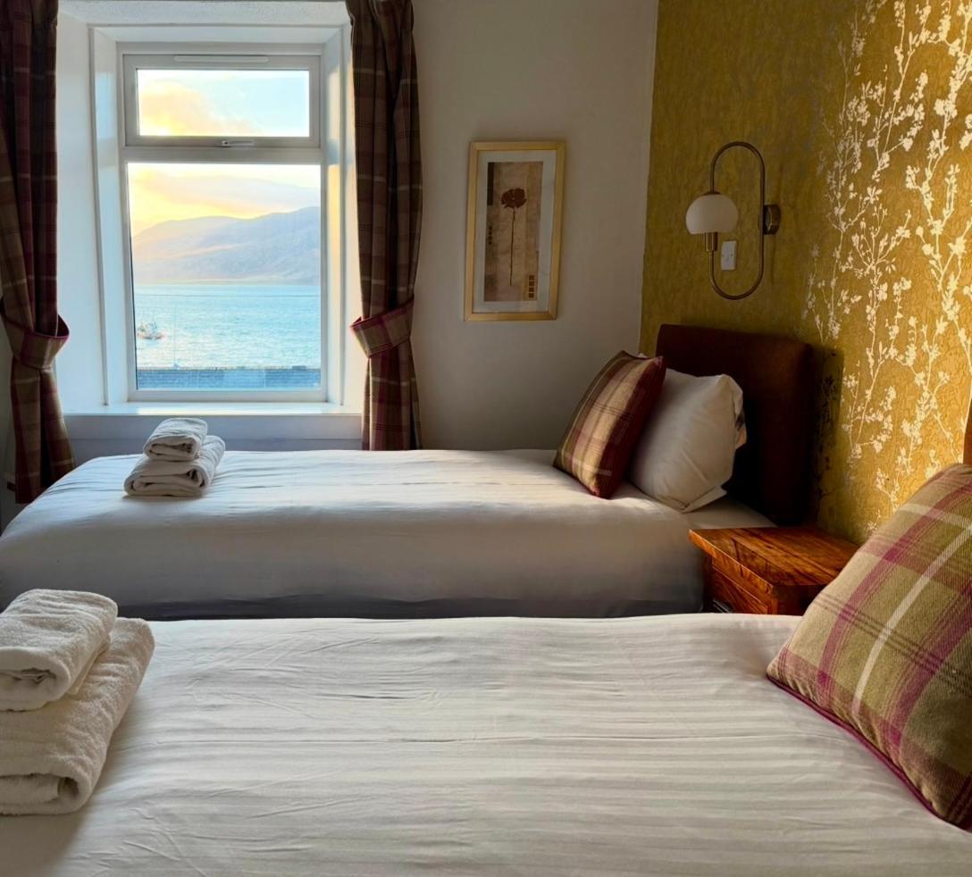 Argyll Hotel Ullapool Extérieur photo
